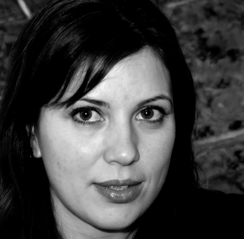 Εκπαιδεύτρια σε διαδικτυακή πλατφόρμα μάθησης